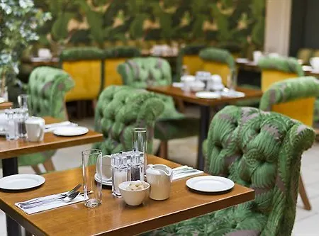 Westcourt Hotel 3*