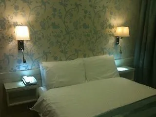 Westcourt Hotel 3*